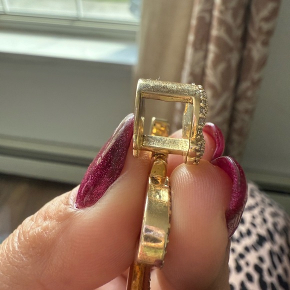 10k initial pendant - Picture 3 of 4